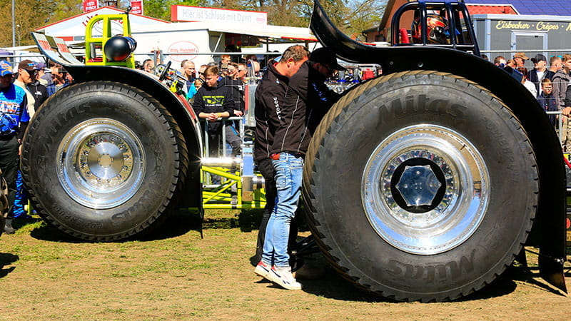 Tractor-Pulling-in-Fuchtorf-04-s