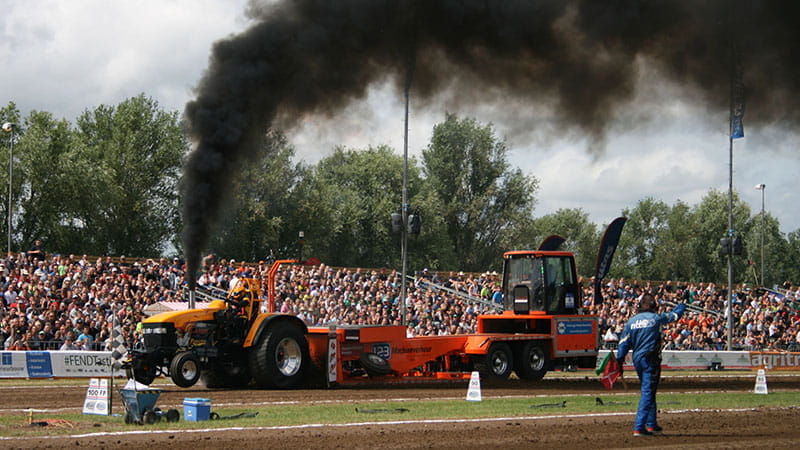 Putten-Tractor-pulling-on-the-beach-12-s