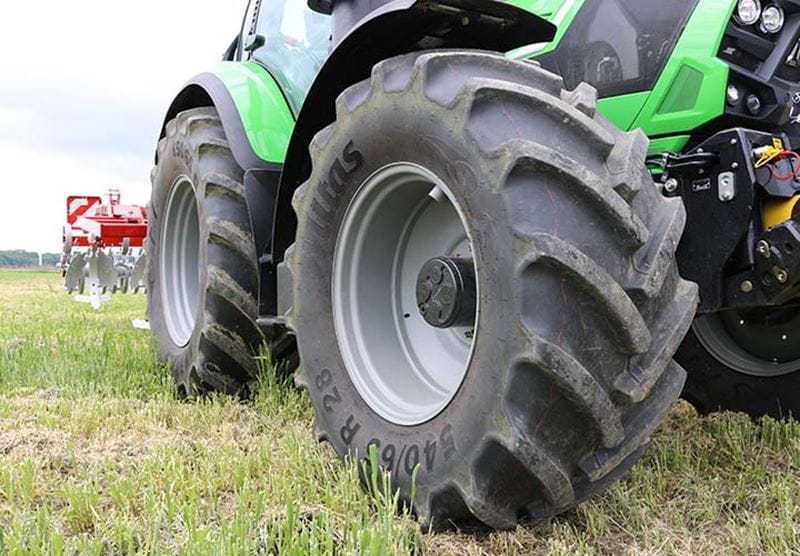 Pneumatiques agricoles et forestiers Mitas