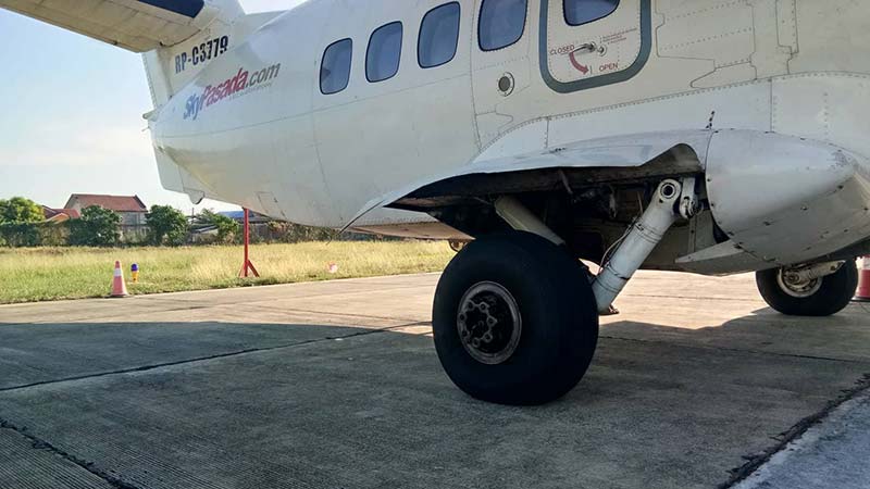 Exploitant d’avions l 410 UVPE – aux philippines Mitas