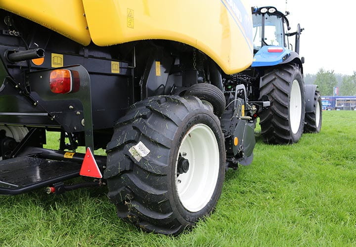 agricultural-and-forestry-tyres-crop-processing-and-green-area-equipment-implement-traction tyres