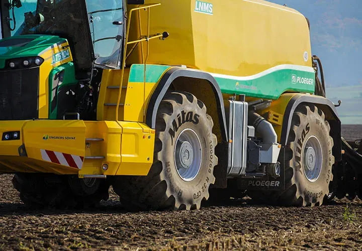 agricultural-and-forestry-tyres-sprayers-and-spreaders-spreader-radial-tyres