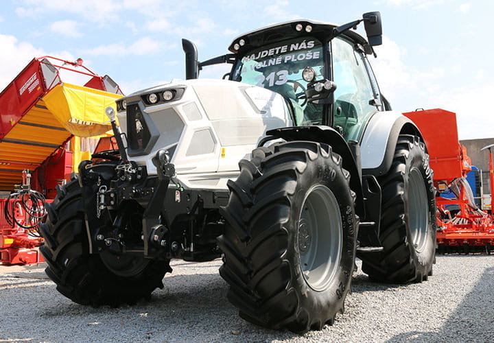agricultural-and-forestry-tyres-tractors-tractor-radial-tyres-HC-70