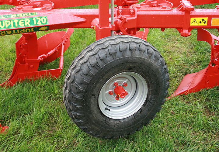 agricultural-and-forestry-tyres-transport-equipment-trailer-diagonal-tyres-IM-04