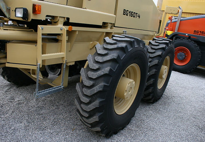 construction-tyres-motor-graders-grader-tyres-TG-02