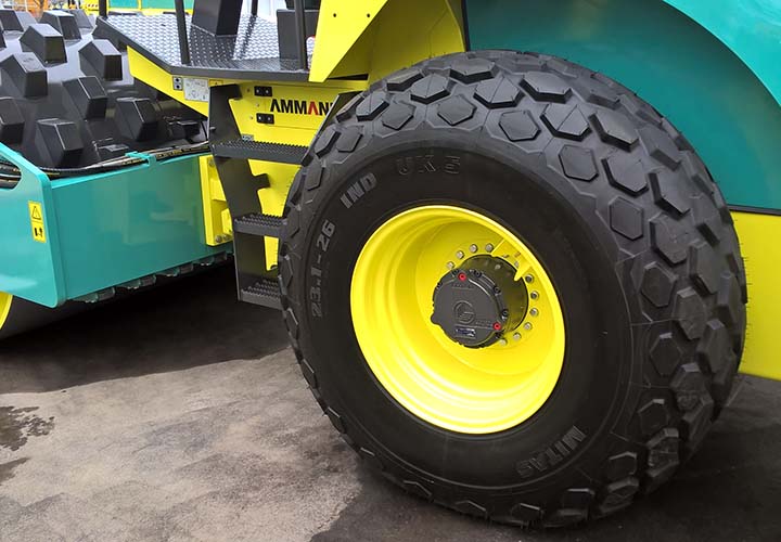 construction-tyres-road-construction-equipment