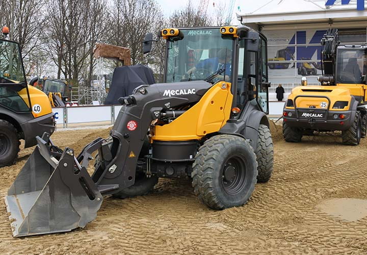 construction-tyres-wheel-loaders-earthmover-radial-tyres