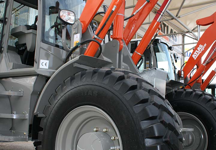 construction-tyres-wheel-loaders