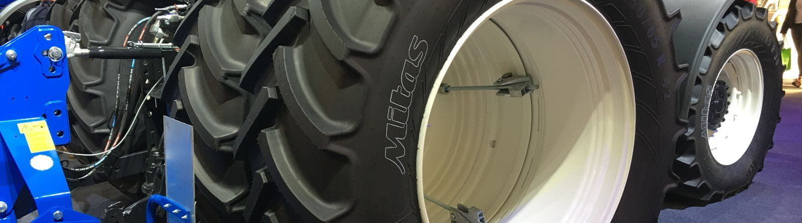 Technologie du pneu Mitas